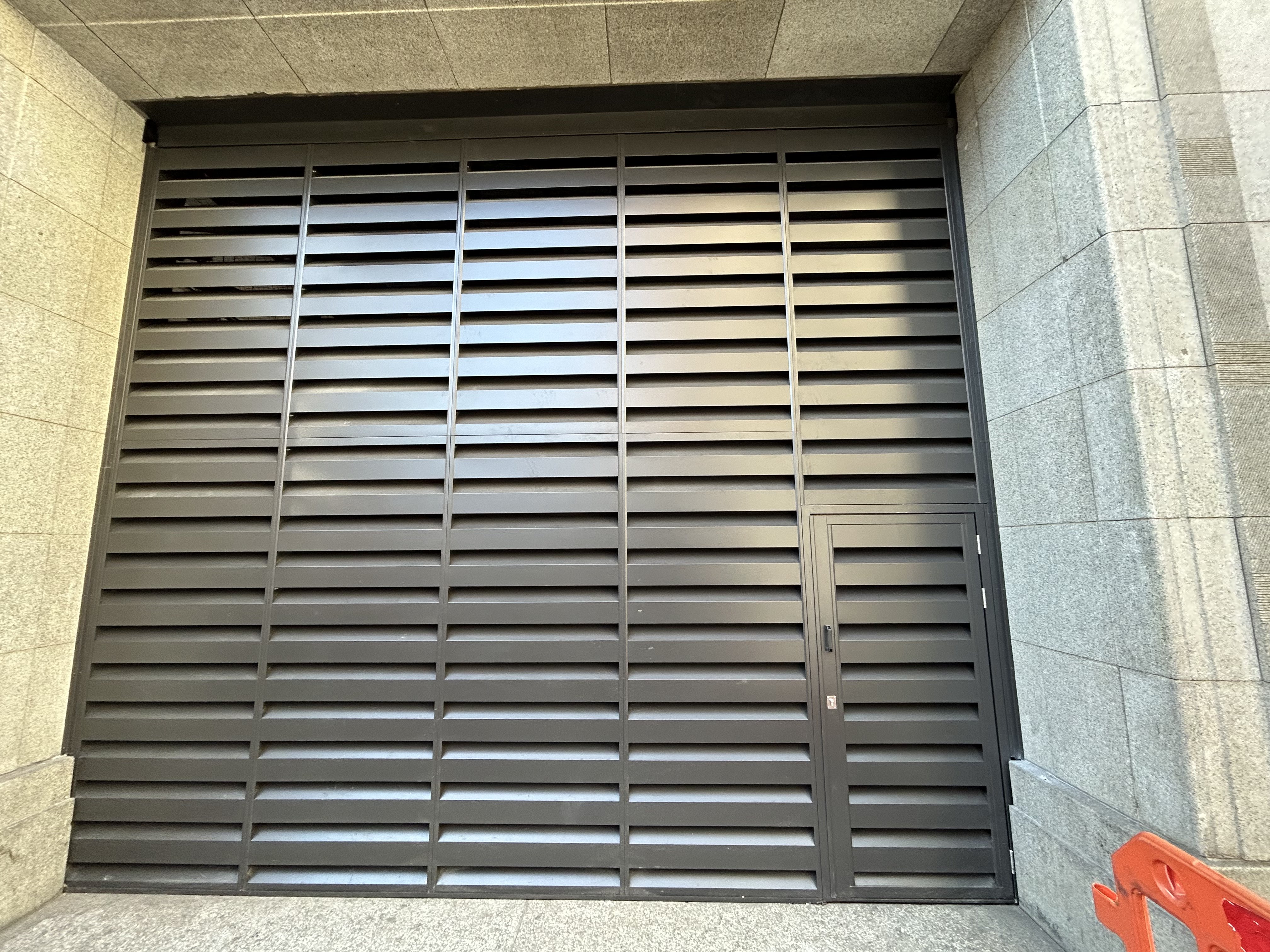 WSD150 - Acoustic Louvre Screen