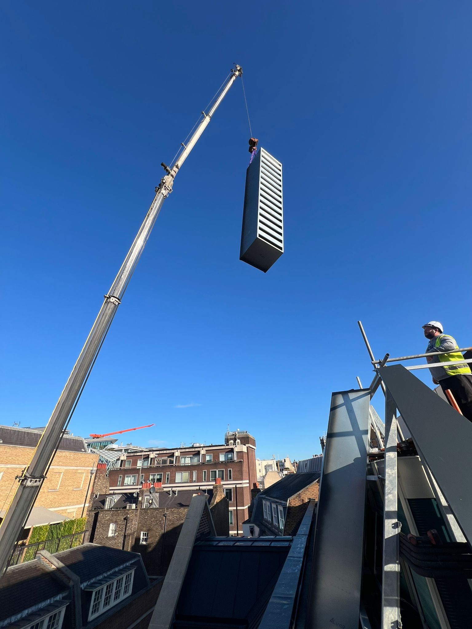 WSD600 - Acoustic Louvre Screen